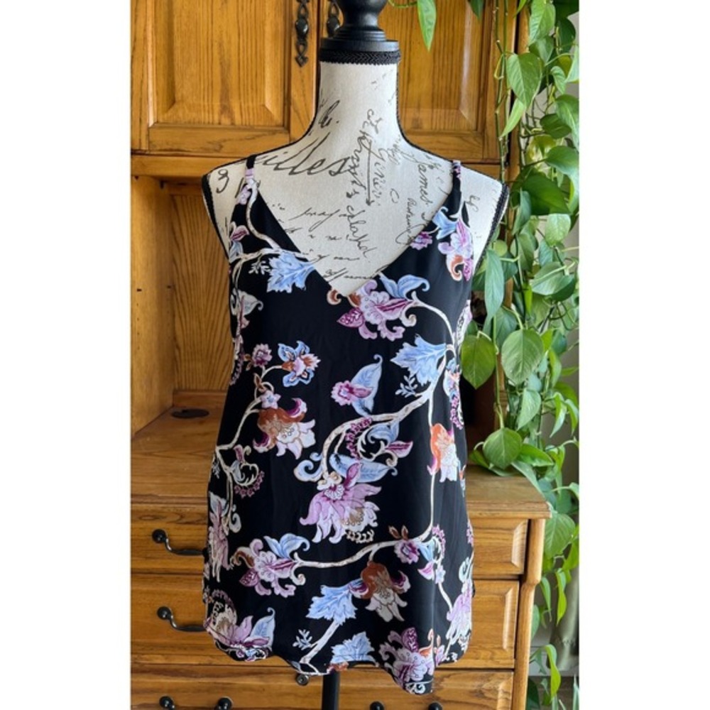 White House Black Market Reversible Floral Paisley Cami Top‎ V-Neck Tank Small